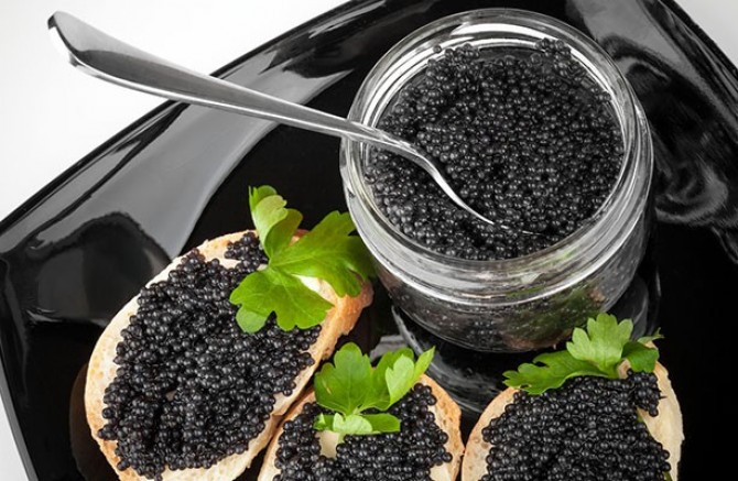 Интересности: Черная икра – кладезь витаминов и полезных минералов