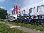 Продажа тракторов МТЗ Беларус 1221,2