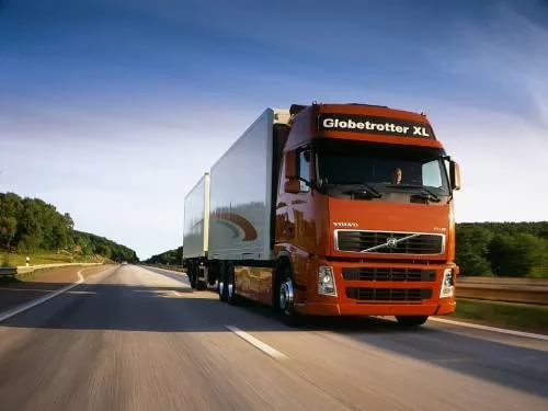 Пропонуємо послуги по перевезенню різного виду вантажу по Україні та за кордоном