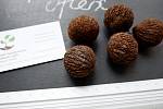 Орех Чёрный семена (10 штук) для выращивания саженцев, горіх чорний насіння, родственник грецкого