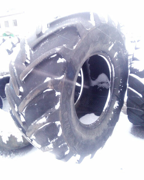 Шина 800/70R38. Шины для сельхозтехники, спецтехники, грузовые.