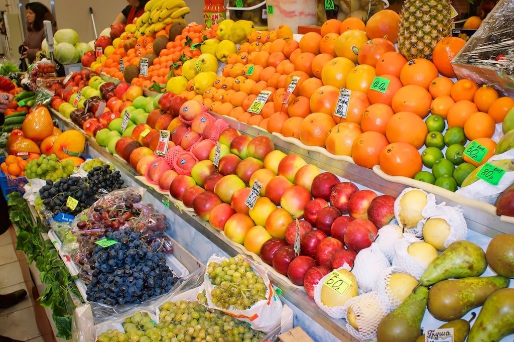 В январе-сентябре 2019 года за счет экзотических фруктов импорт плодов и ягод в Украину более чем вдвое превысил отечественный экспорт 