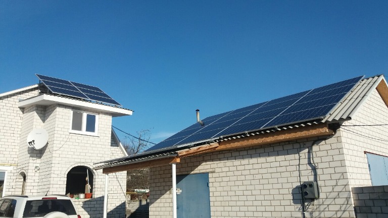 Семья из Коростышева получила 50 тыс. грн компенсации за солнечную станцию