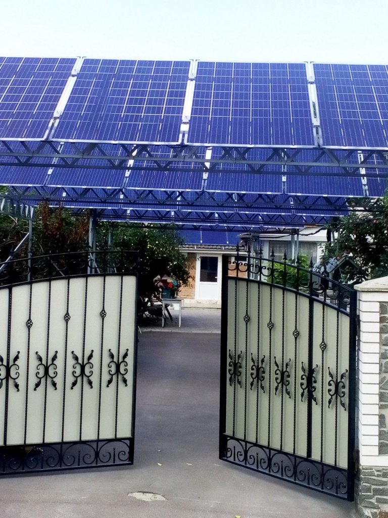 До 8 тыс грн в месяц украинская семья зарабатывает на солнечной энергии
