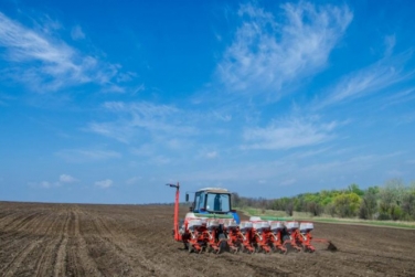Посевная кампания в Украине набирает обороты: засеяно 31 тысяча гектаров