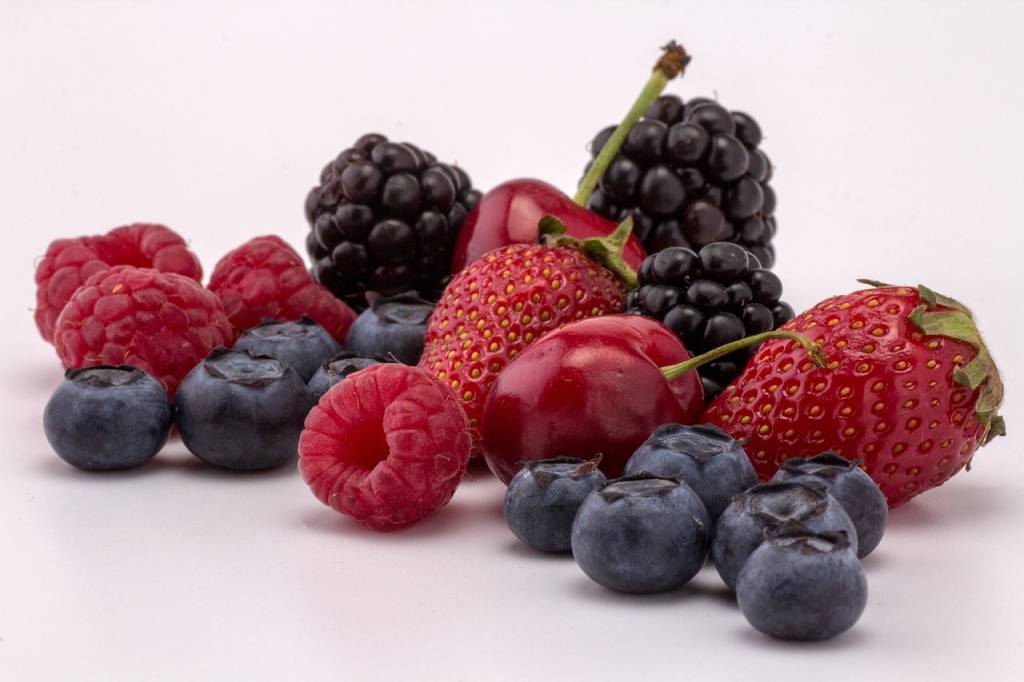Які з плодів є ягодами, а які – ні: вчимося розрізняти