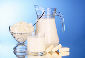 Молочная аннексия: В Крым легче завозить молоко, чем производить на месте