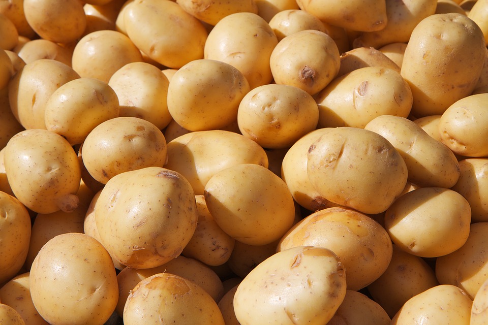 Цены на картофель в Украине снизились до уровня прошлого года