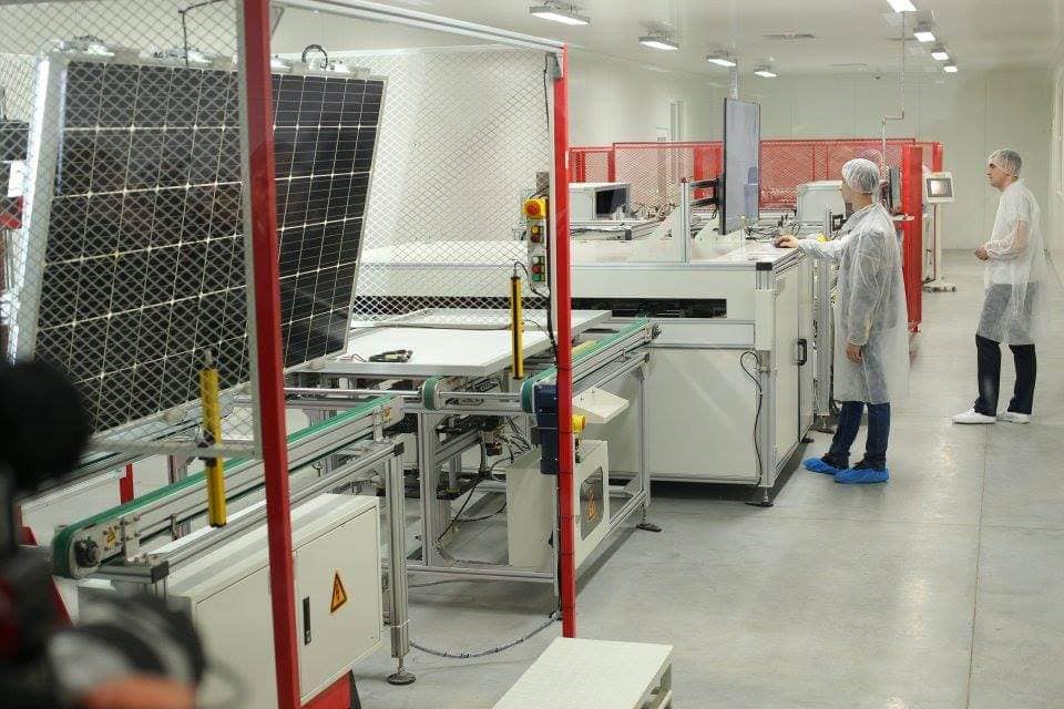 В Виннице открыли завод по производству солнечных панелей KNESS PV