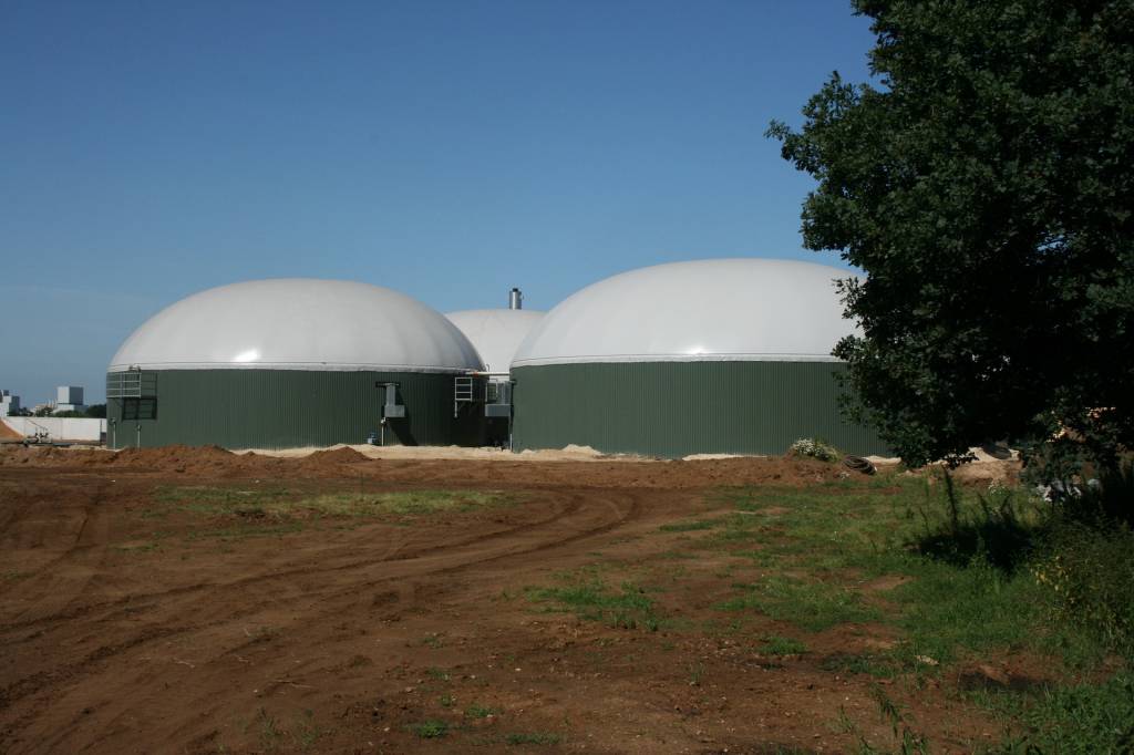Установка для получения биогаза.