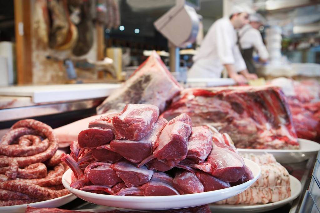 У квітні 2023 року найбільше зросли ціни на м’ясо й м’ясопродукти - на 3,3%