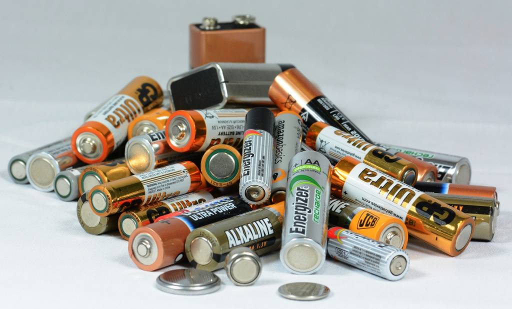 Утилизация использованных батареек - проблема, пути решения которой ищут во многих странах