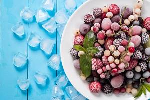 Как правильно замораживать овощи, фрукты и ягоды