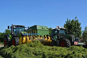 В 2017 году сельхозпредприятия приобрели почти 3700 тракторов