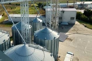 Завод по переработке кукурузы «AMILL-CORN», вид сверху. Завод по переработке кукурузы «AMILL-CORN», вид сверху.